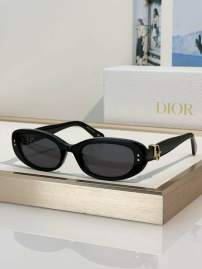 Picture of Dior Sunglasses _SKUfw80880053fw